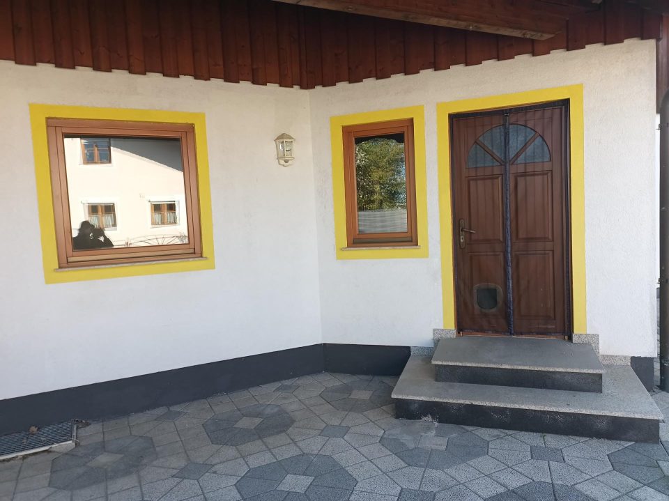 Gepflegtes Einfamilienhaus mit 7 Zimmern, Balkon, Garten und Garage in Mining, Bild 28 von 29