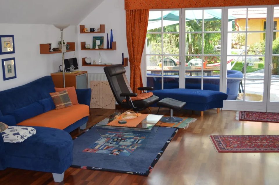 Repräsentatives Wohnhaus mit Geschäftsbereich und angrenzenden Veranstaltungsräumen, Bild 30 von 232