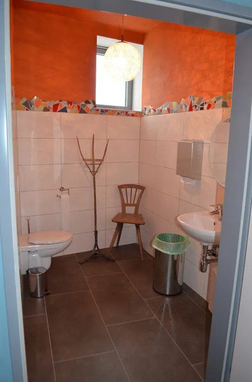 Repräsentatives Wohnhaus mit Geschäftsbereich und angrenzenden Veranstaltungsräumen, Bild 75 von 232
