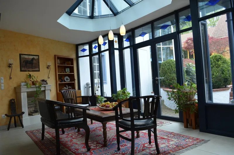 Repräsentatives Wohnhaus mit Geschäftsbereich und angrenzenden Veranstaltungsräumen, Bild 124 von 232