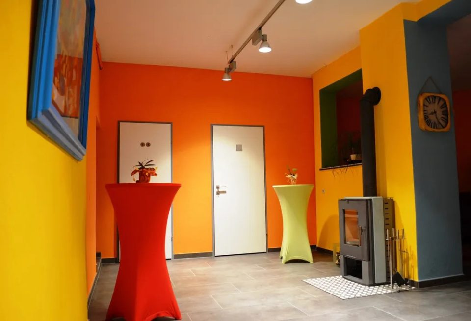 Repräsentatives Wohnhaus mit Geschäftsbereich und angrenzenden Veranstaltungsräumen, Bild 136 von 232
