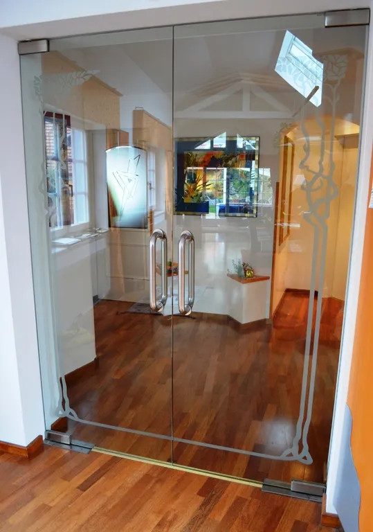 Repräsentatives Wohnhaus mit Geschäftsbereich und angrenzenden Veranstaltungsräumen, Bild 139 von 232