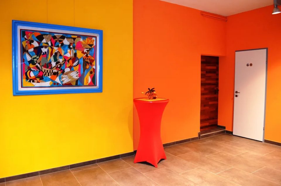 Repräsentatives Wohnhaus mit Geschäftsbereich und angrenzenden Veranstaltungsräumen, Bild 206 von 232