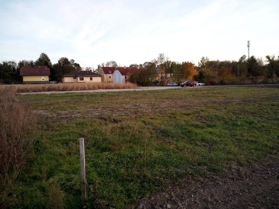 Ebener, aufgeschlossener Baugrund am Ortsrand – 20 Min. nach Wien, Bild 2 von 7