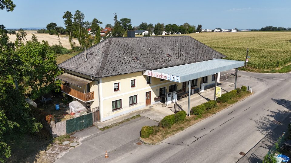 01_Aussenansicht Strassenseite