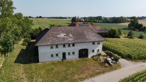 Hof, Grundstück in Steinhaus