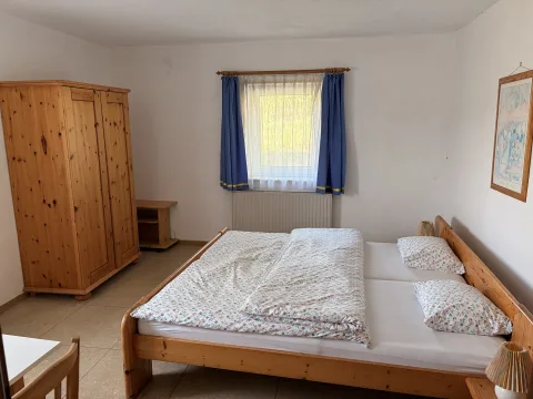 Hof, Grundstück in Steinhaus